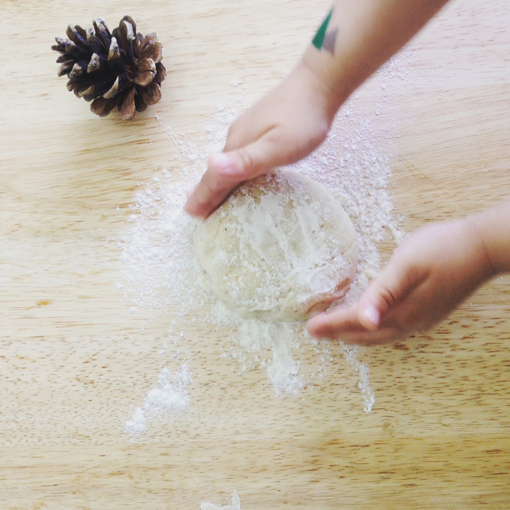 mit Kindern selber Brötchen backen Sonntagsbrötchen selber machen - die besten Kinderrezepte - gesund - lecker -schnell